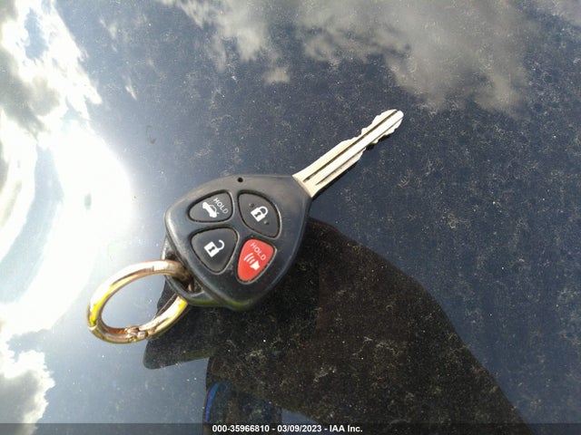 2013 TOYOTA COROLLA LE VIN: 2T1BU4EE3DC109184