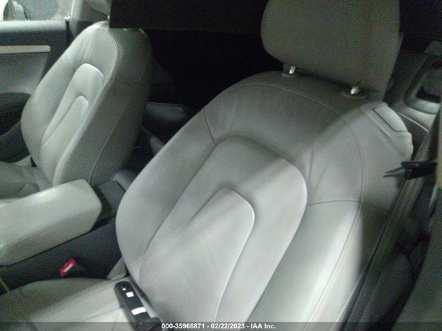 WAULFAFR3EA021334 Audi A5 Premium Plus