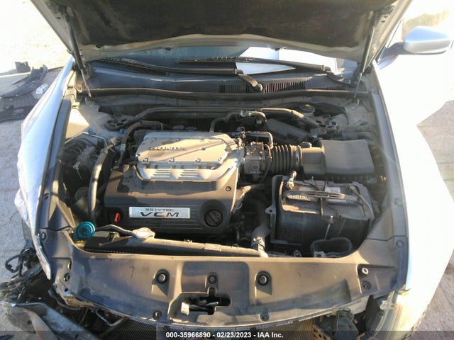 2011 HONDA ACCORD SDN EX-L VIN: 1HGCP3F80BA029620