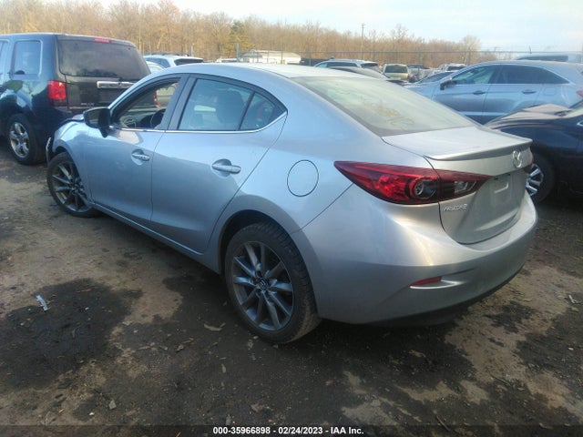 2018 MAZDA MAZDA3 4-DOOR TOURING VIN: 3MZBN1V36JM255539