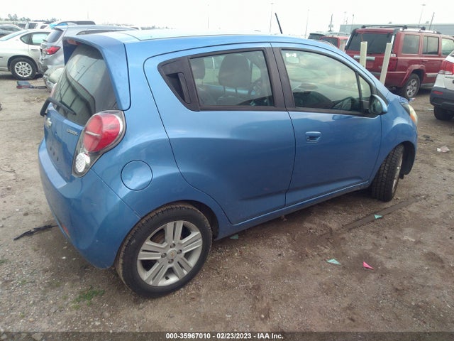 Chevrolet SPARK LS 2015 KL8CB6S93FC733780 Image 4