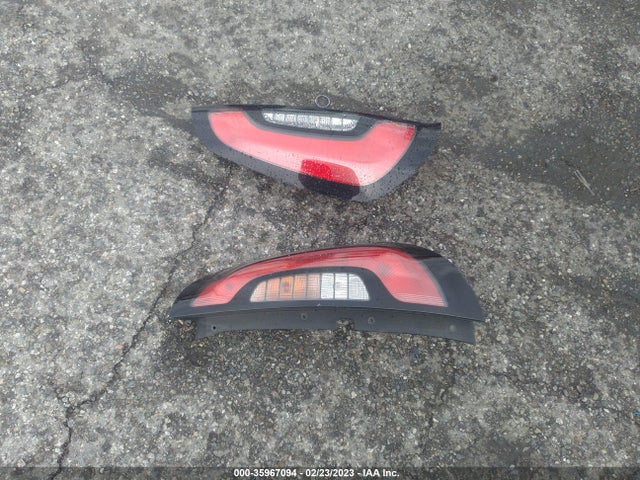 KIA Soul Base 2014 KNDJN2A22E7738883 Image 4