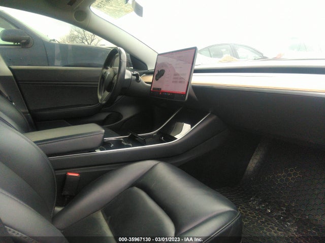 Tesla Model 3 Long Range 2018 5YJ3E1EB4JF113242 Image 5