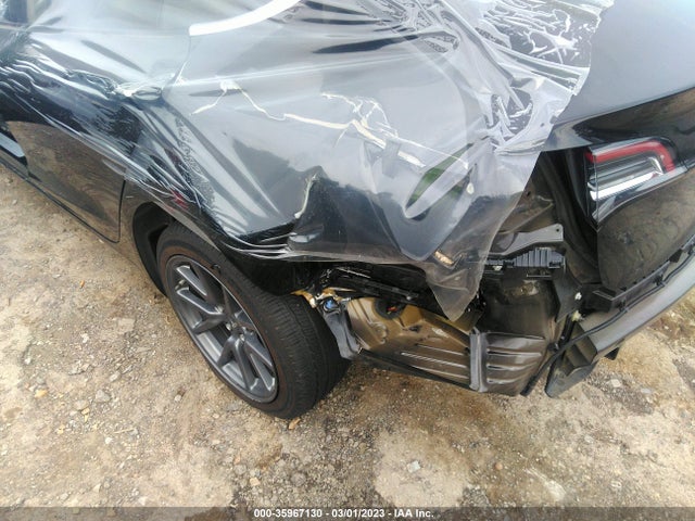 Tesla Model 3 Long Range 2018 5YJ3E1EB4JF113242 Image 6