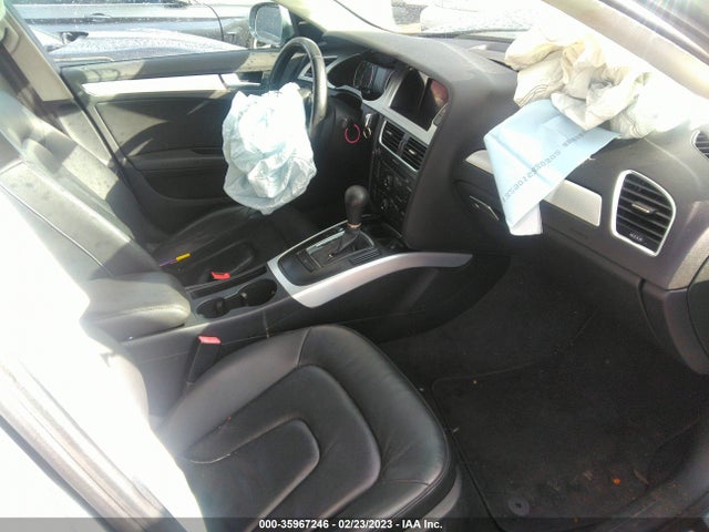 WAUAFAFL0BN028118 Audi A4 2.0t Premium