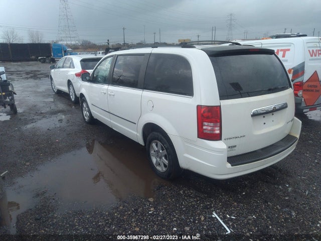 2A4RR5D13AR324221 Chrysler Town & Country Touring