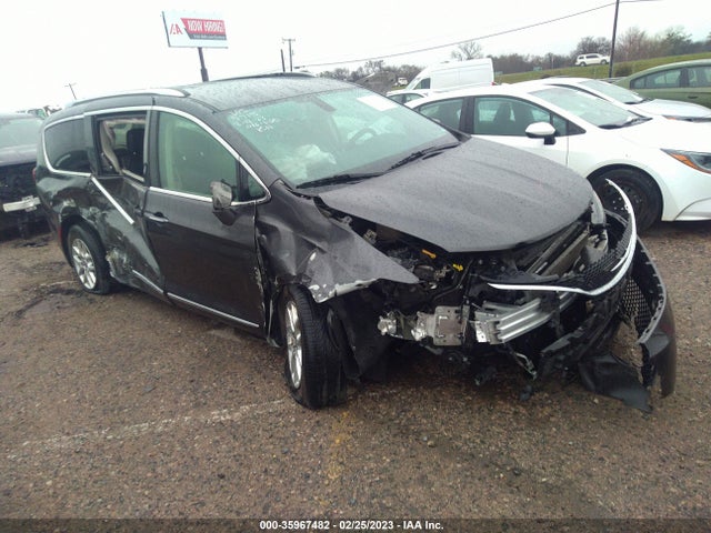 2C4RC1BG9LR275715 - Chrysler Pacifica Touring L 2020
