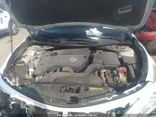 Nissan Altima 2.5 S 2015 1N4AL3AP3FN327003 Image 11