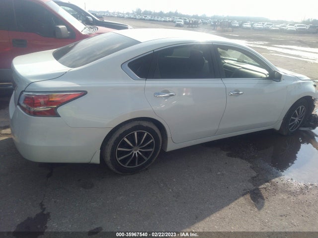 Nissan Altima 2.5 S 2015 1N4AL3AP3FN327003 Image 5