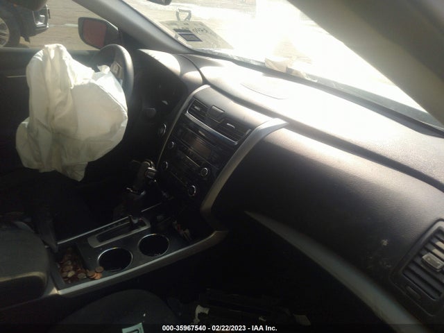 Nissan Altima 2.5 S 2015 1N4AL3AP3FN327003 Image 6
