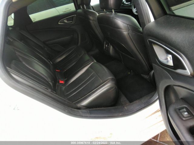 1C3CCCAB2GN192223 Chrysler 200 Limited