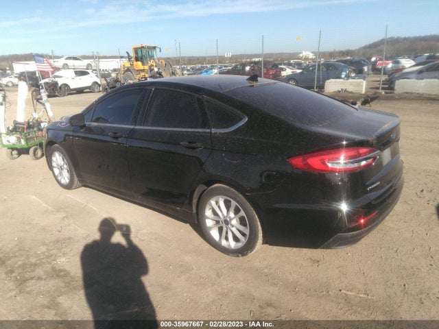 2020 Ford Fusion, VIN: 3FA6P0LU4LR191727