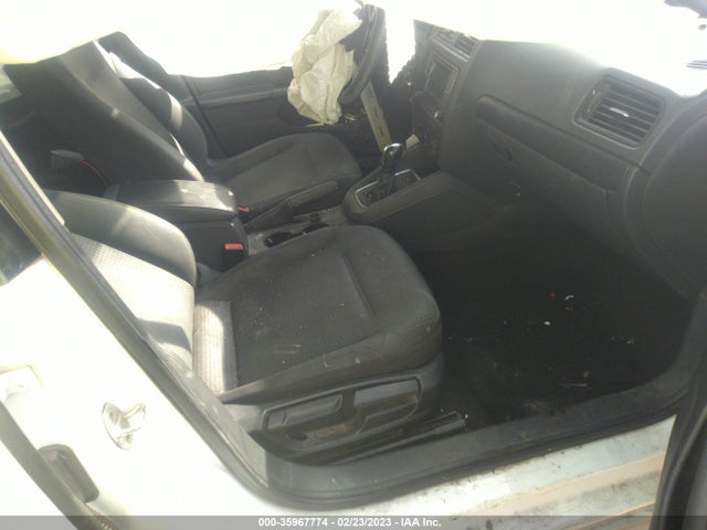 3VW267AJ8GM289222 Volkswagen Jetta Sedan 1.4t S