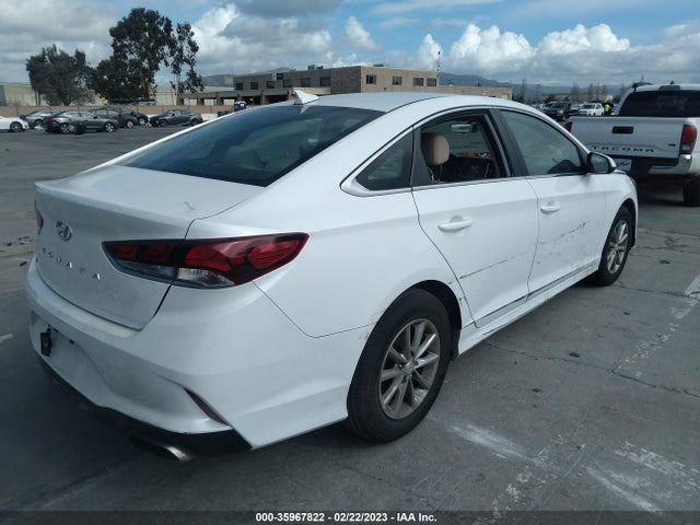Hyundai SONATA SE 2018 5NPE24AF4JH654109 Image 4