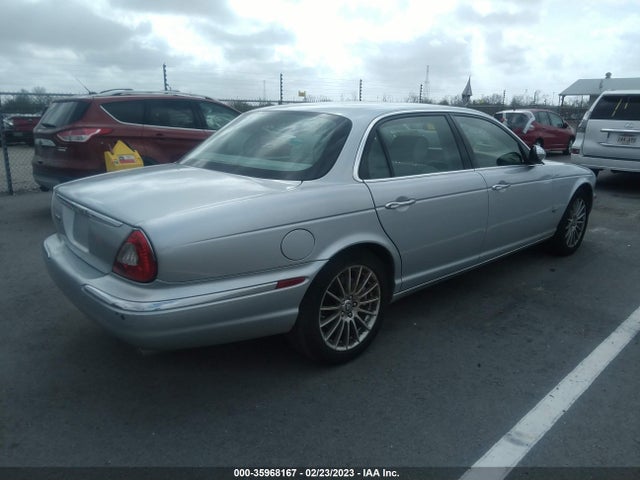 2007 JAGUAR XJ XJ8 L VIN: SAJWA79B77SH17874