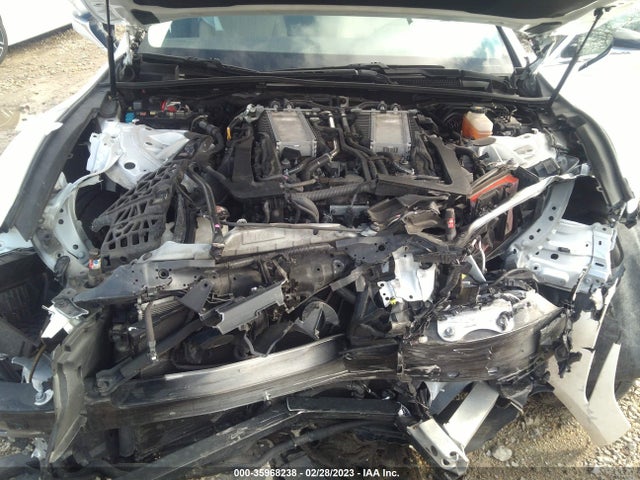 Lexus LS 2018 JTHC51FF0J5000163 Image 12