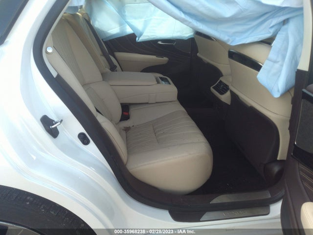 Lexus LS 2018 JTHC51FF0J5000163 Image 10