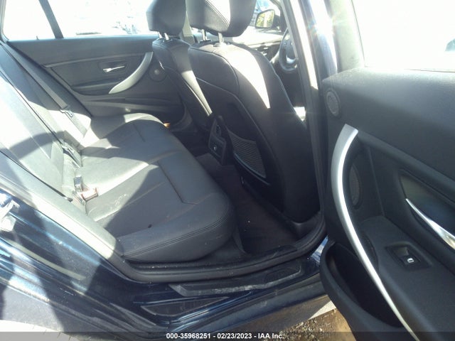 BMW 3 Series 328i Xdrive 2015 WBA3G7C52FK481274 Image 9