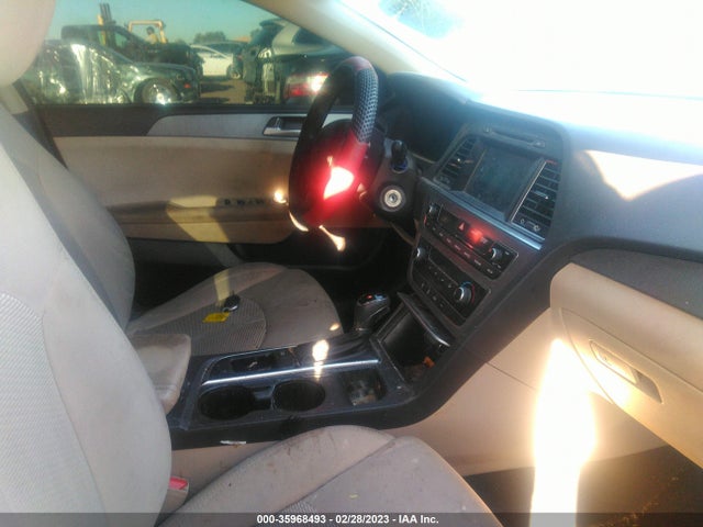 2016 Hyundai Sonata, VIN: 5NPE24AF7GH379277