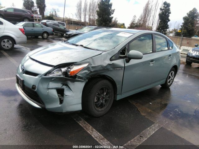Toyota Prius Four 2015 JTDKN3DU7F1882716 Image 2