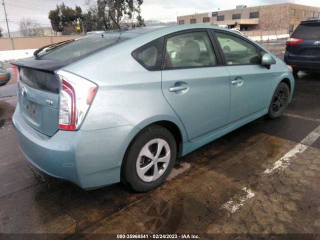 Toyota Prius Four 2015 JTDKN3DU7F1882716 Image 4
