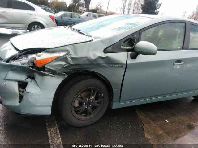 Toyota Prius Four 2015 JTDKN3DU7F1882716 Image 6