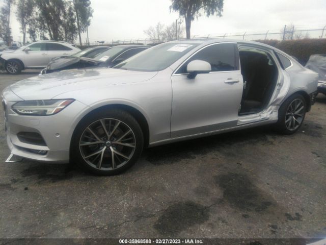 LVY982MK9JP020546 Volvo S90 Momentum