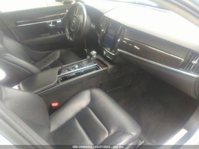 LVY982MK9JP020546 Volvo S90 Momentum