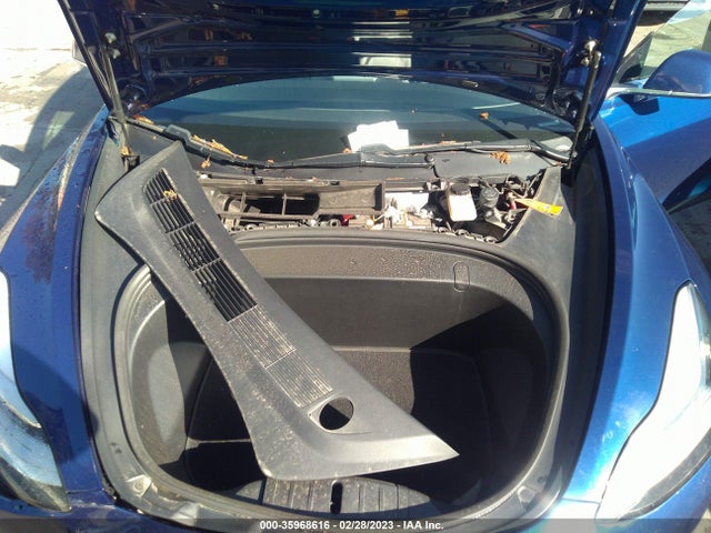 Tesla Model 3 Long Range 2018 5YJ3E1EB4JF073485 Image 11