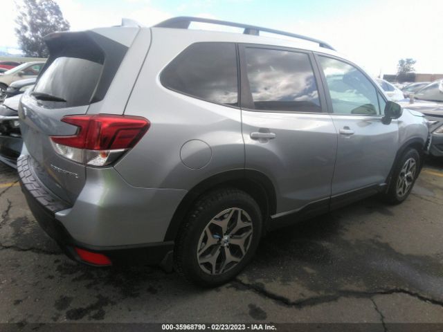 JF2SKAECXKH410712 Subaru Forester Premium
