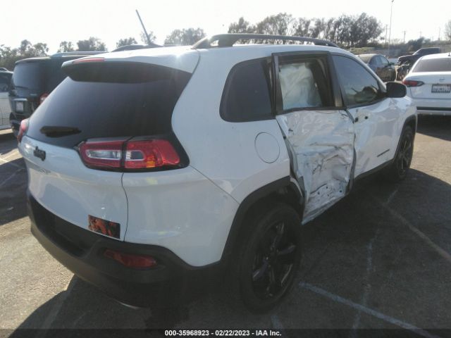 1C4PJLCS9GW233568 Jeep Cherokee Altitude