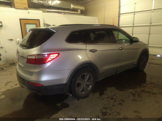 2016 HYUNDAI SANTA FE SE VIN: KM8SM4HF1GU143969