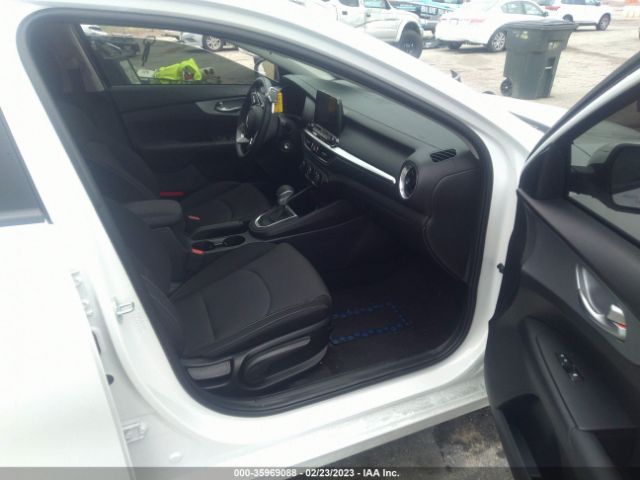 3KPF24ADXPE538705 KIA Forte Lxs