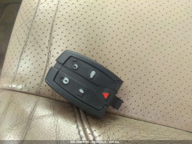SALFR2BN9AH177291 Land Rover LR2 HSE