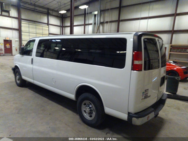 Chevrolet Express Passenger Lt 2017 1GAZGPFG0H1333359 Image 3