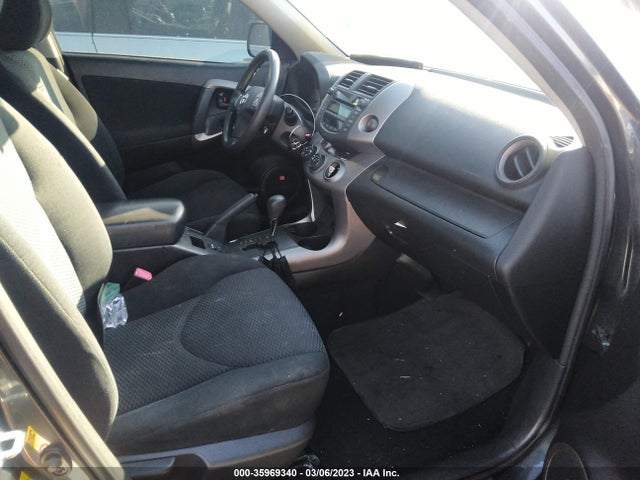 2007 TOYOTA RAV4 SPORT VIN: JTMBD32V675070414