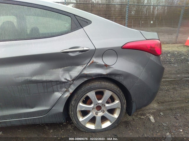 2013 HYUNDAI ELANTRA LIMITED PZEV VIN: 5NPDH4AE2DH301275