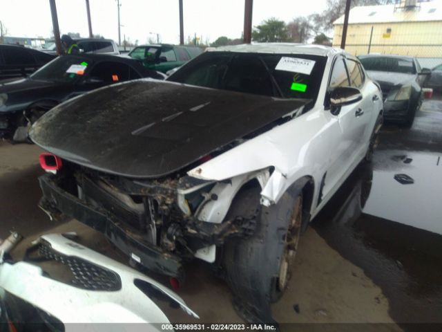 KNAE35LC9J6039200 KIA STINGER GT