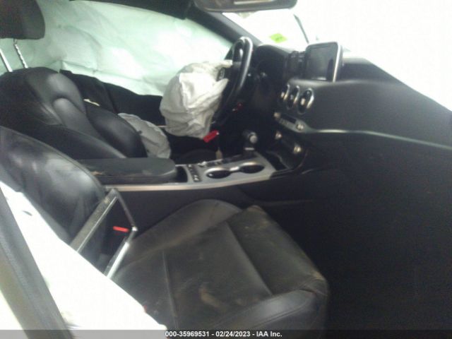 KNAE35LC9J6039200 KIA STINGER GT