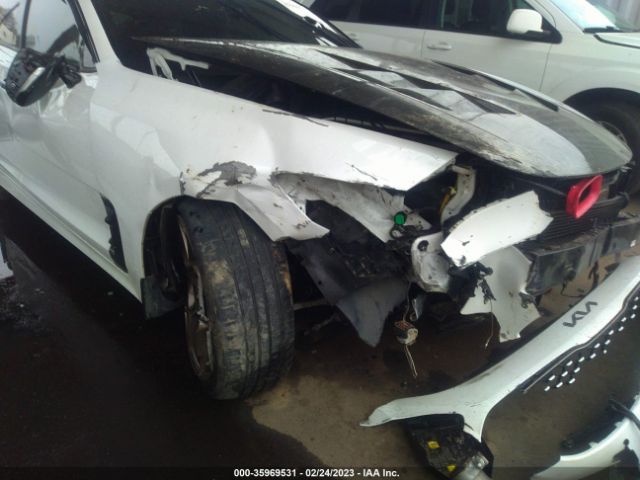 KNAE35LC9J6039200 KIA STINGER GT