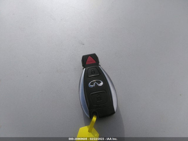 Infiniti QX30 2017 SJKCH5CP1HA033426 Image 3