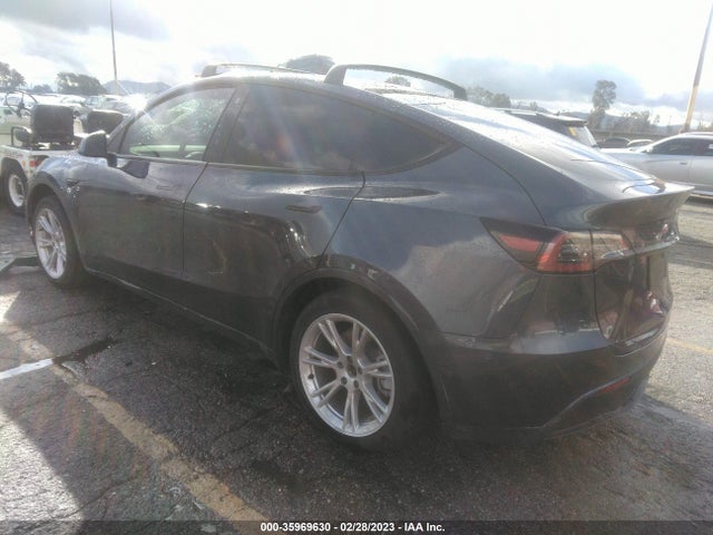 Tesla Model Y Long Range 2022 7SAYGDEE1NF322068 Image 5