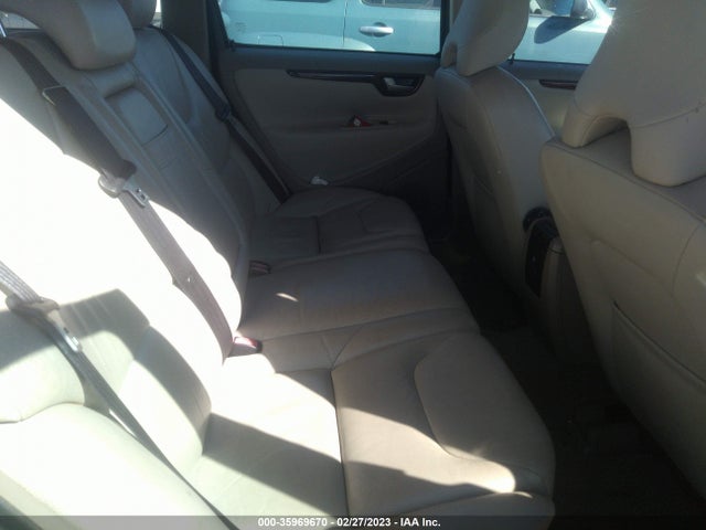 2005 VOLVO V70 VIN: YV1SW592152516964