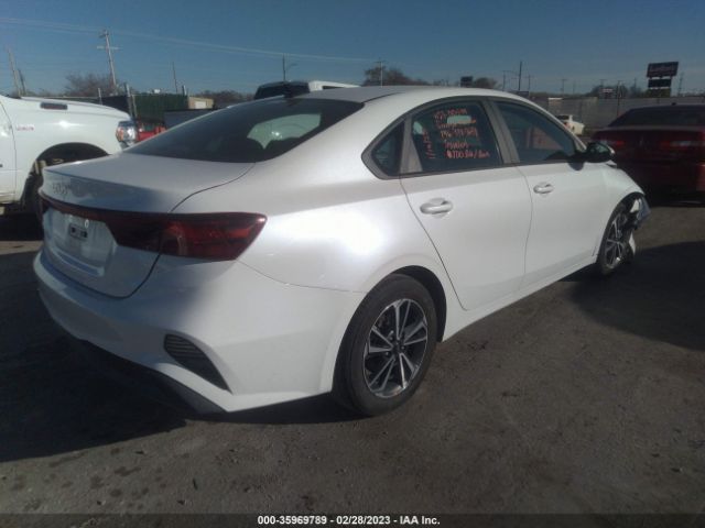 3KPF24AD9PE579925 KIA Forte Lxs