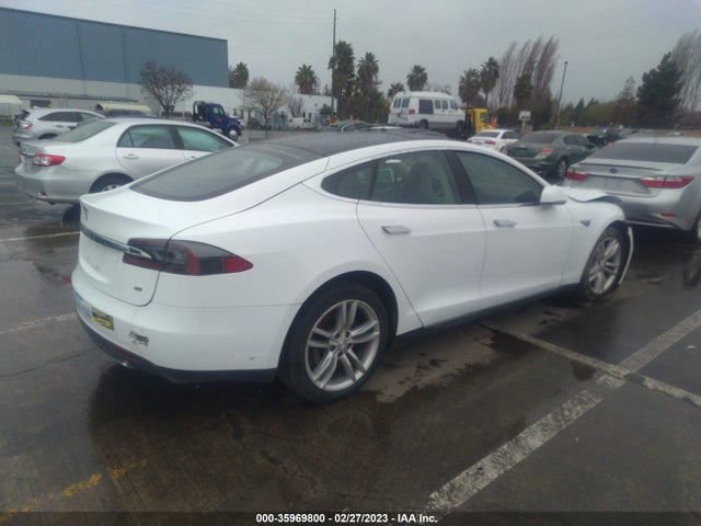 Tesla Model S 60 Kwh Battery/p85 2014 5YJSA1H13EFP33421 Image 4