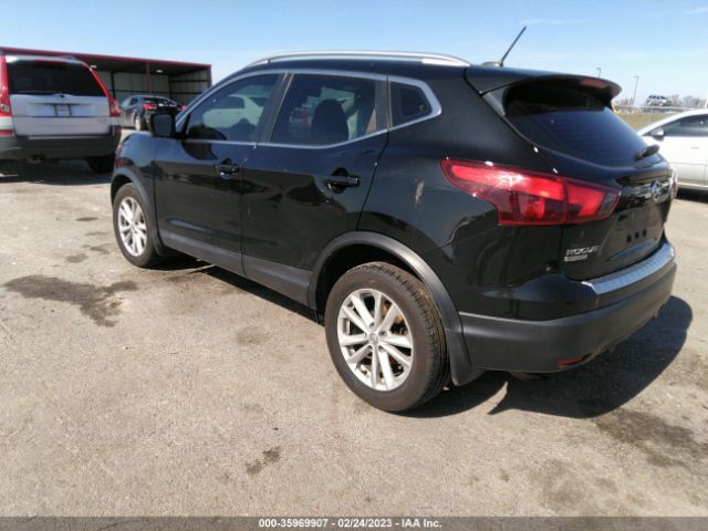 JN1BJ1CR2HW143162 Nissan Rogue Sport Sv