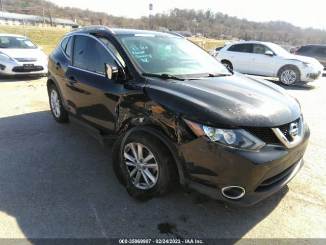 JN1BJ1CR2HW143162 Nissan Rogue Sport Sv