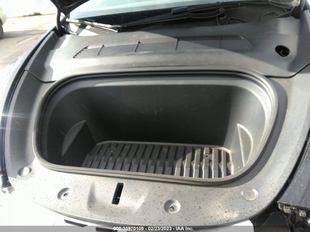 Tesla Model Y Long Range 2021 5YJYGDEE4MF304529 Image 12