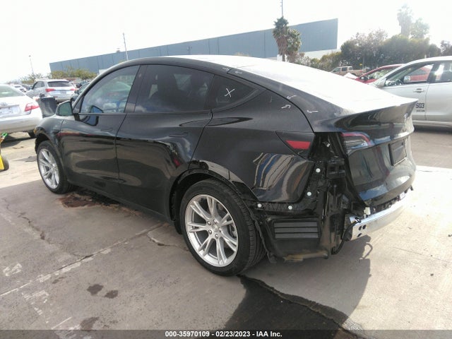 Tesla Model Y Long Range 2021 5YJYGDEE4MF304529 Image 5