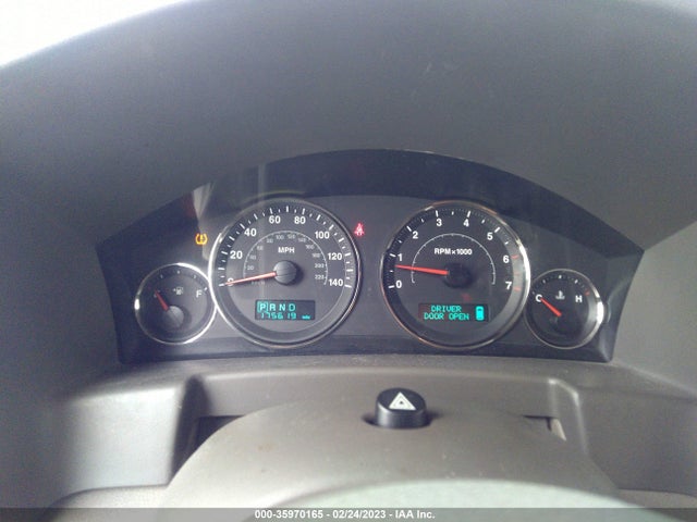 Jeep Commander 2006 1J8HH48N66C157034 Image 8